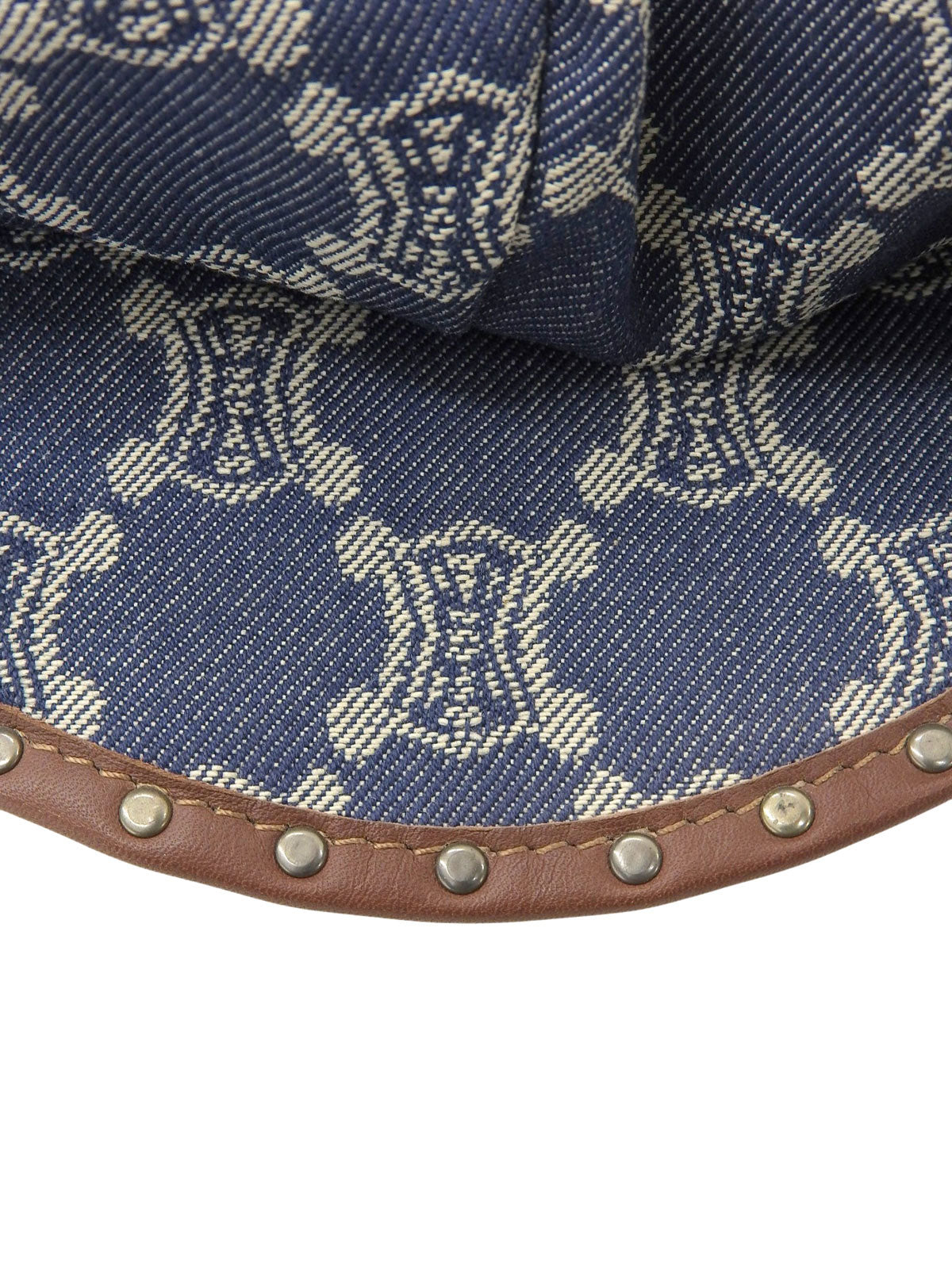 靛蓝色牛仔布碎石图案帽子