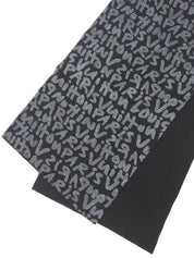 字母图案涂鸦围巾 黑色/银色