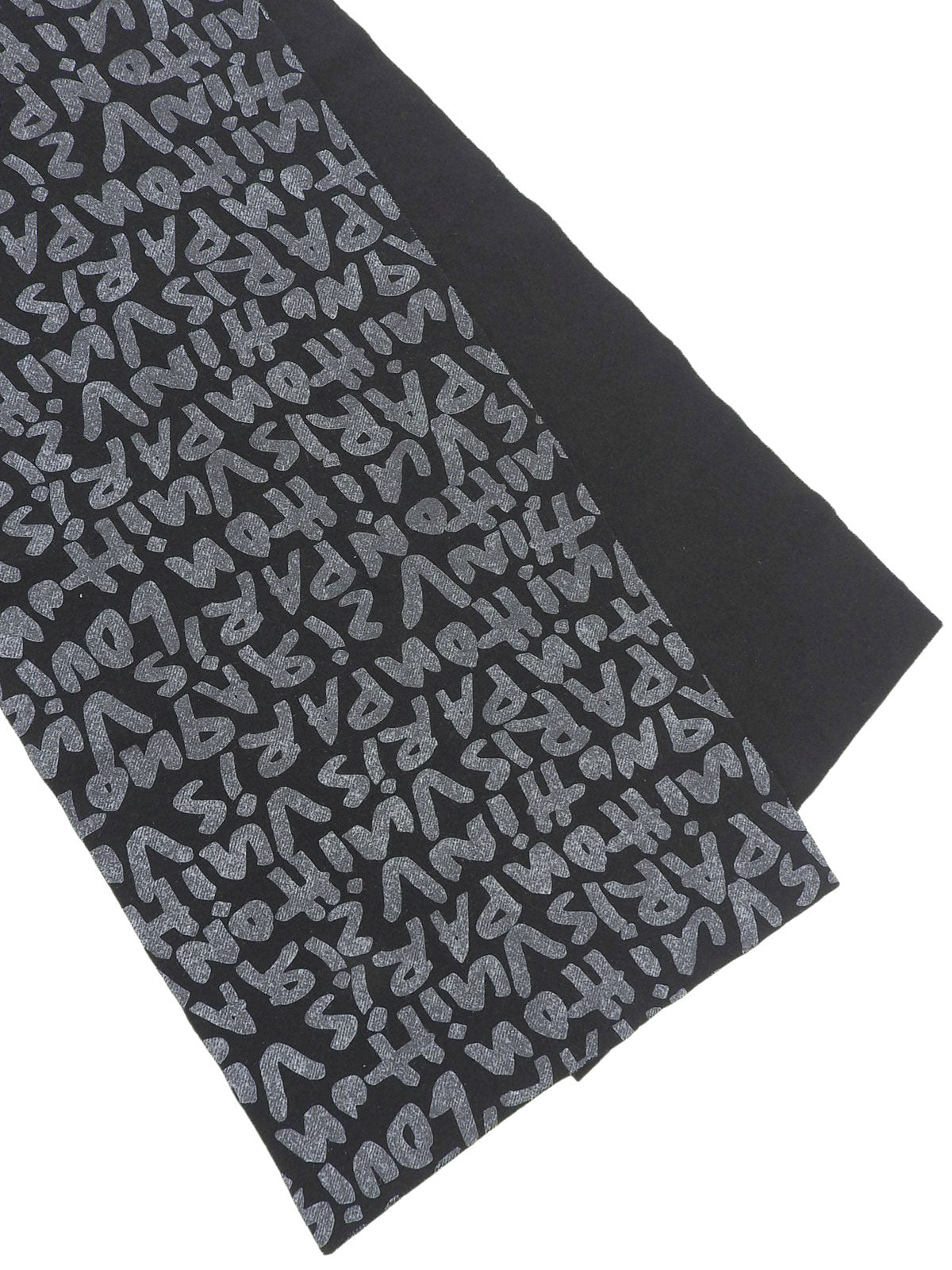 字母图案涂鸦围巾 黑色/银色