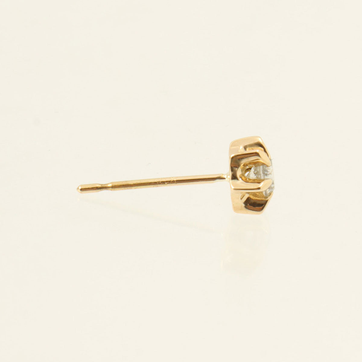 18K Diamond Pierced Earrings Gold