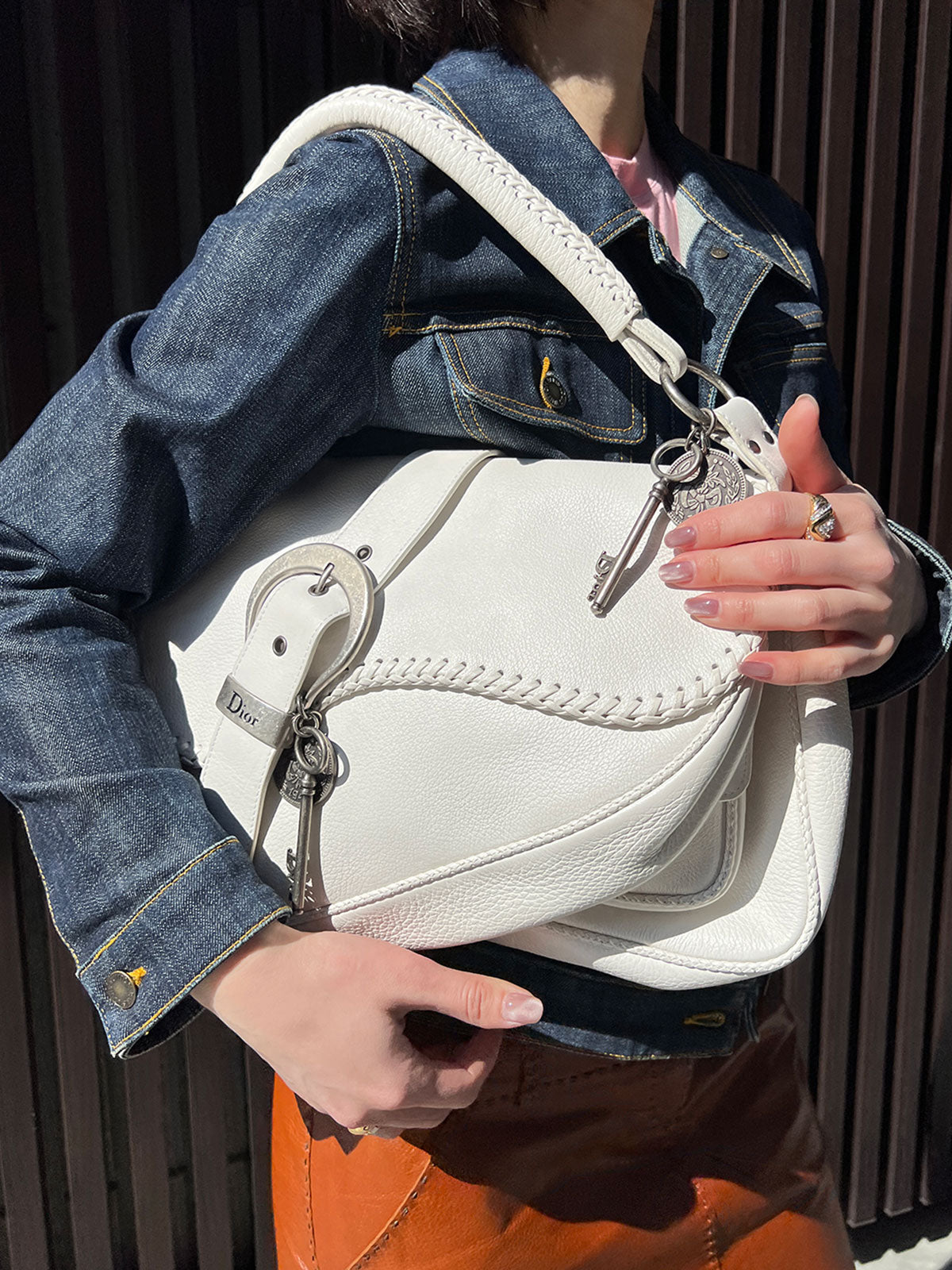 White gaucho shoulder bag
