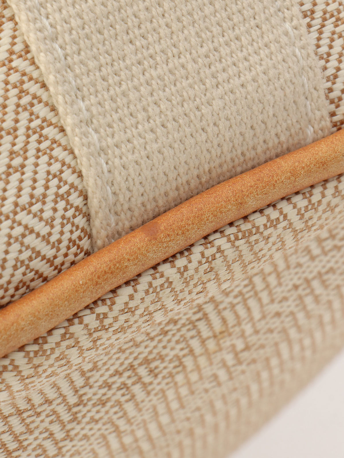 サクソーMM ベージュ