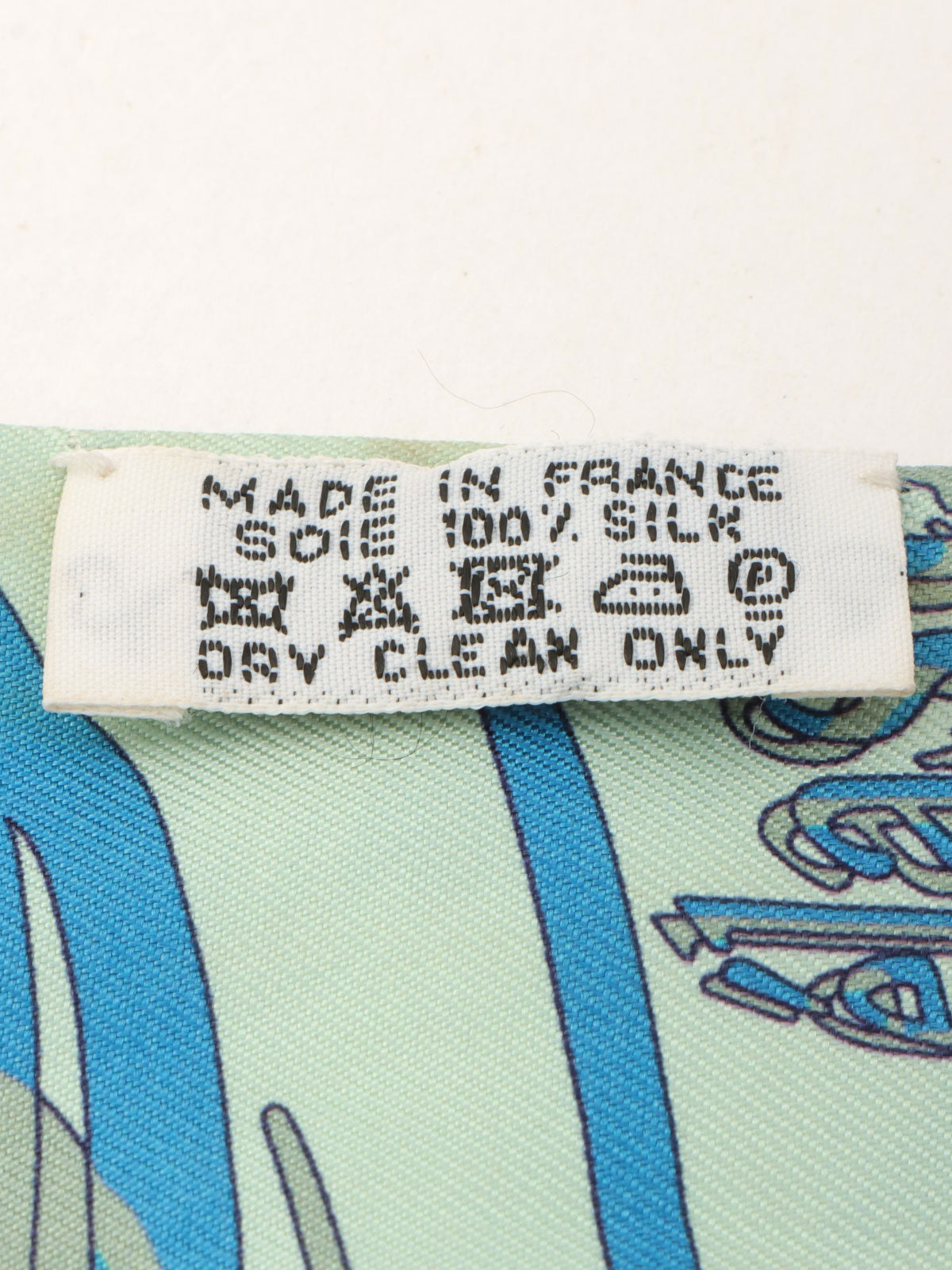 AUX PAYS DES EPICES Spiceland Pattern Pleated Scarf Beige/Multi