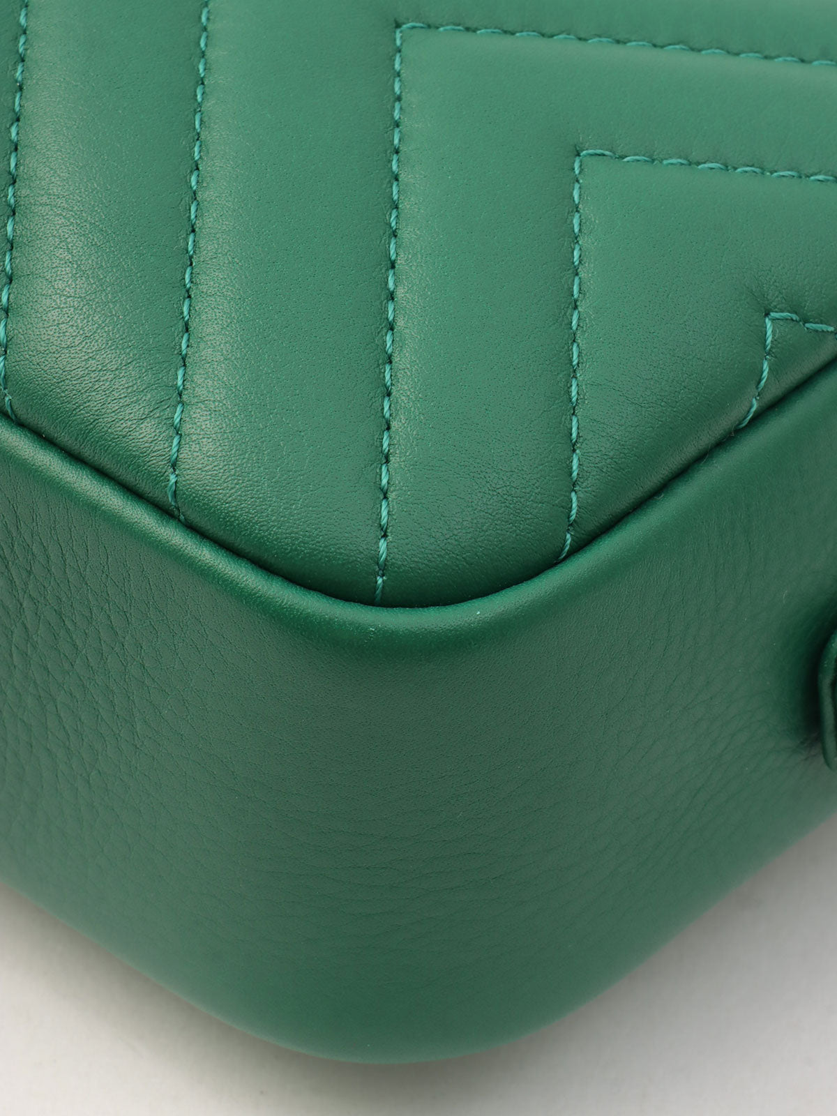 1992-ish CC Mark Plate Fringe Chain Shoulder Bag Green