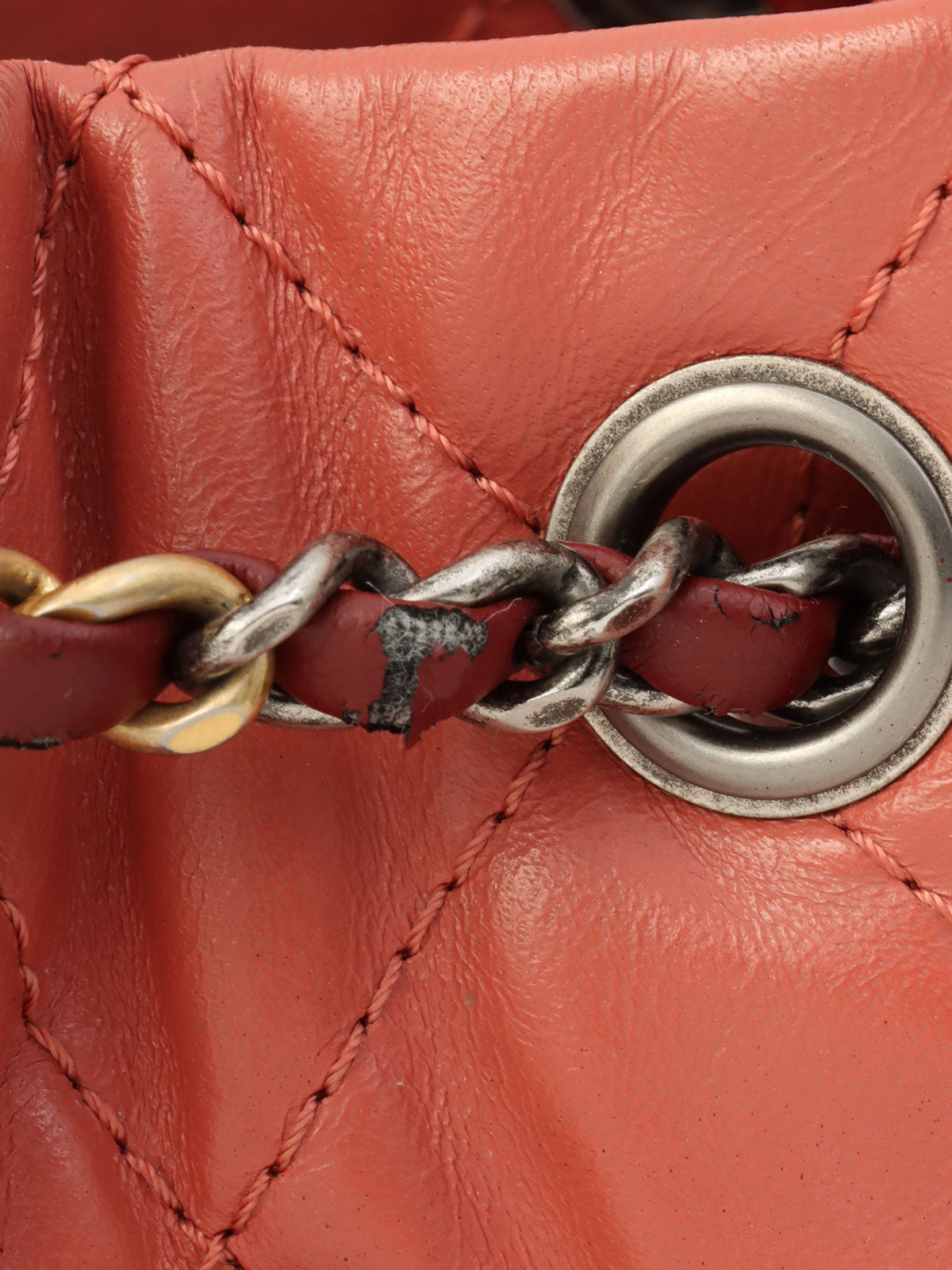 2018年頃製 CCマークプレートチェーンバックパック ピンク/ボルドー