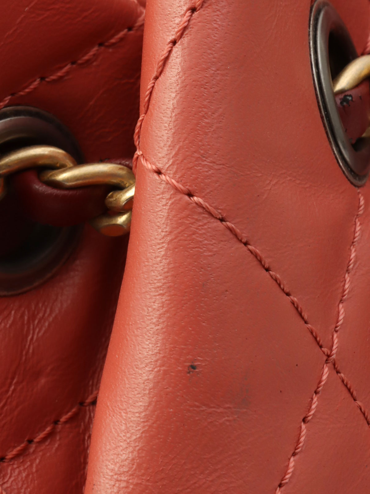 2018年頃製 CCマークプレートチェーンバックパック ピンク/ボルドー