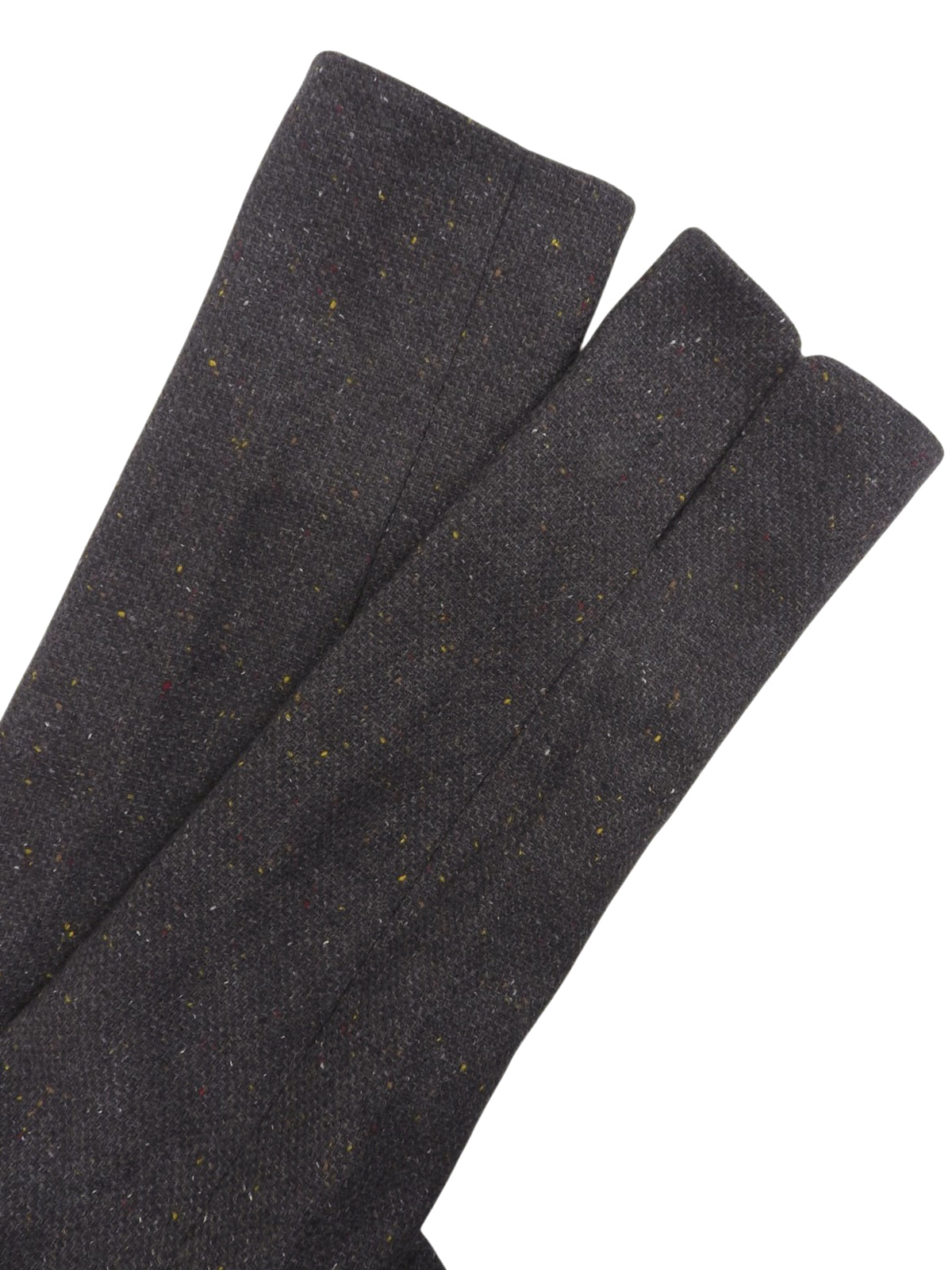 羊毛颜色：灰色