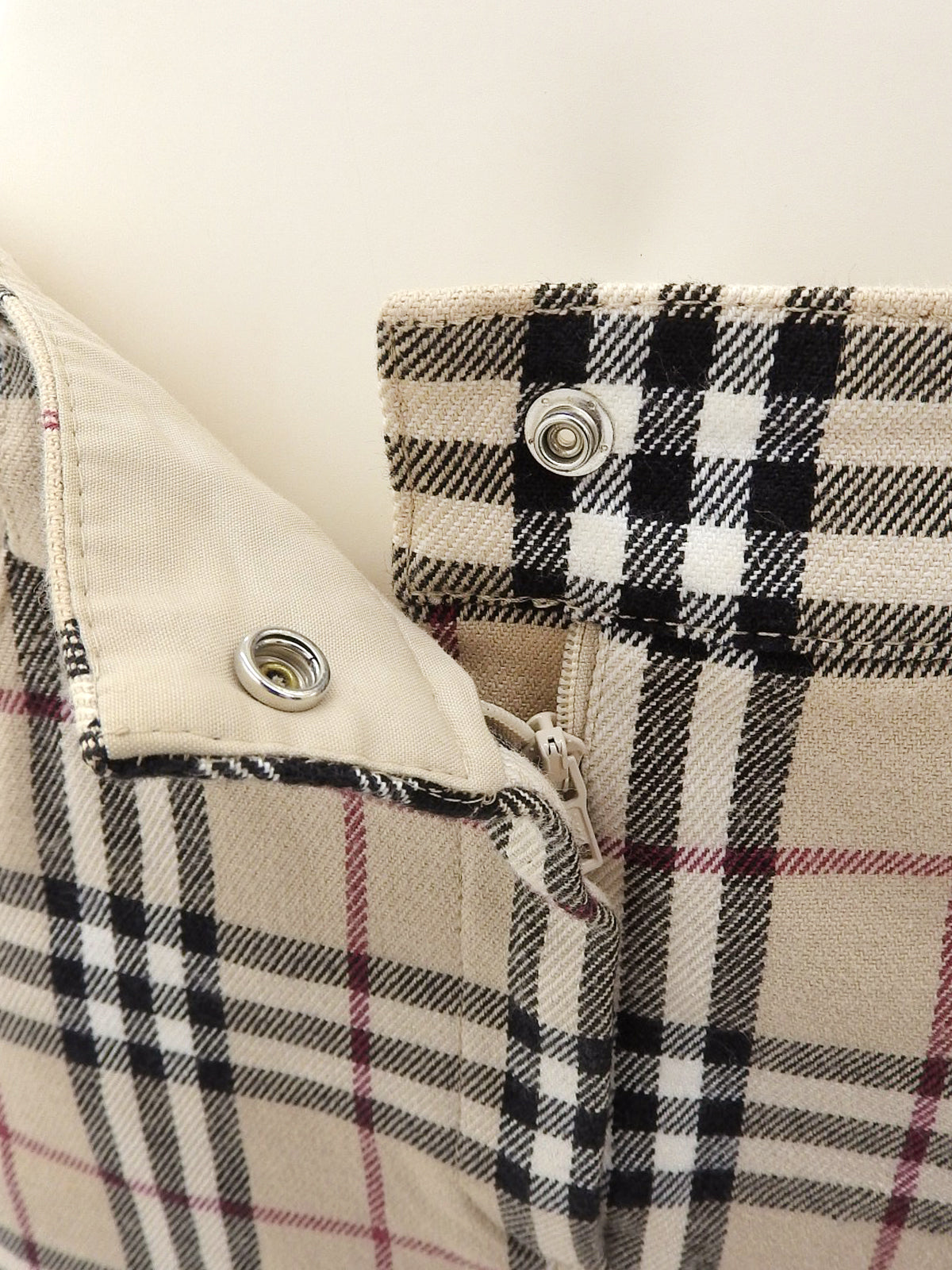 Nova Check Pattern Tight Skirt in Beige/Multi