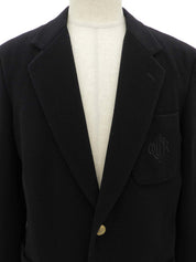 黑色刺绣Logo徽章夹克