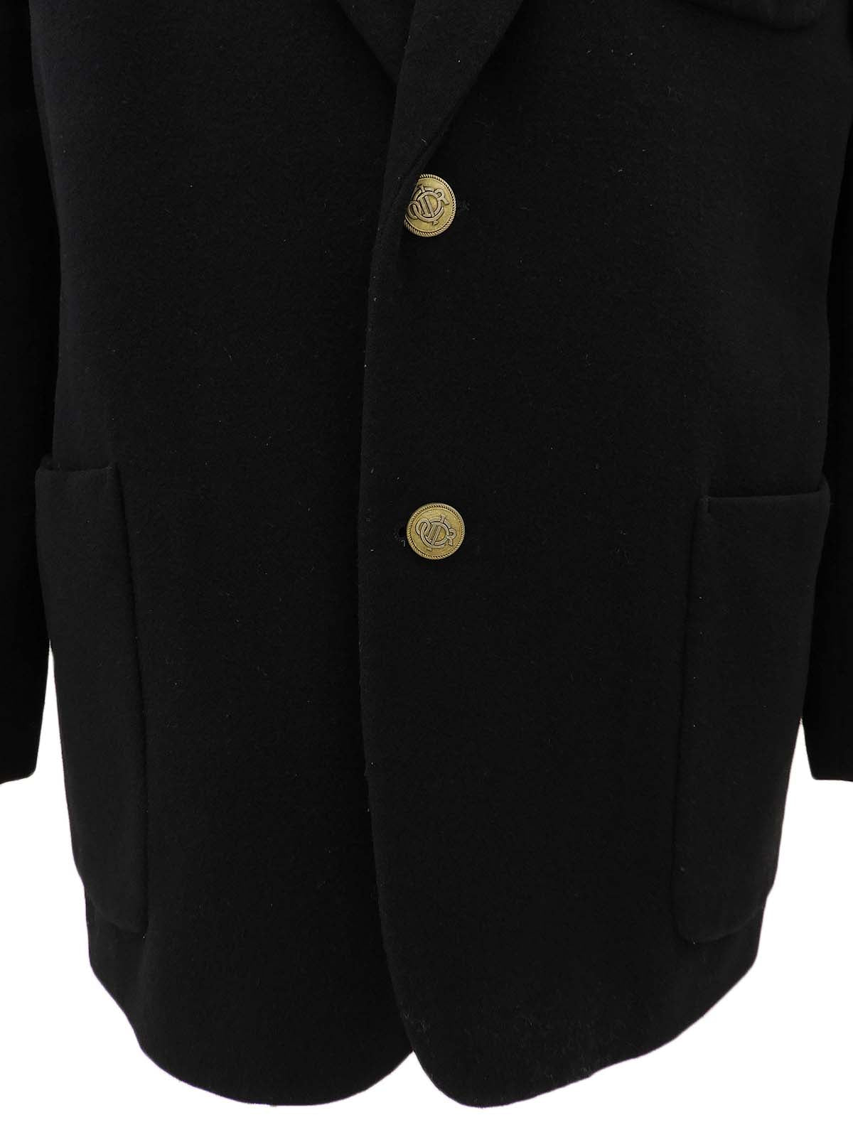 黑色刺绣Logo徽章夹克