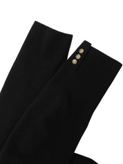 黑色刺绣Logo徽章夹克