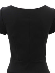 黑色喇叭形短袖连衣裙