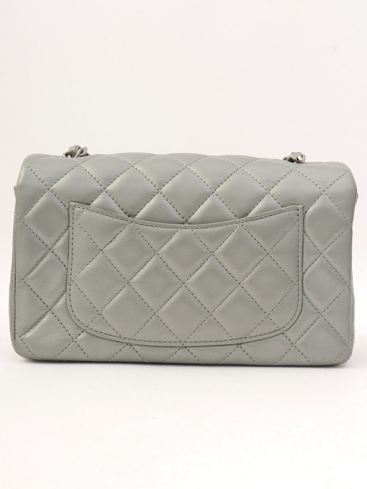 2014-ish Matelasse Stitch CC Turnlock Chain Shoulder Bag Gray