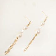 18K Akoya Pearl Dangle Earrings Gold