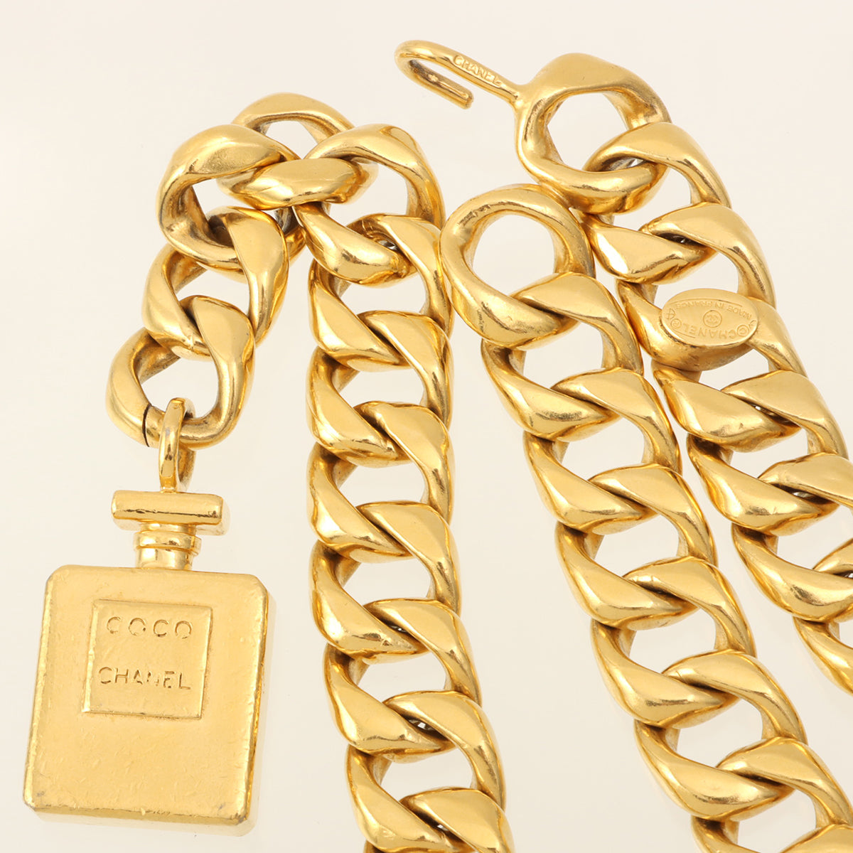 Perfume Bottle Motif Chain Belt Gold
