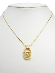 ラインストーンロゴパドロックモチーフネックレス ゴールド