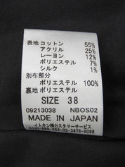 Logo按钮褶边设计套装 黑/白