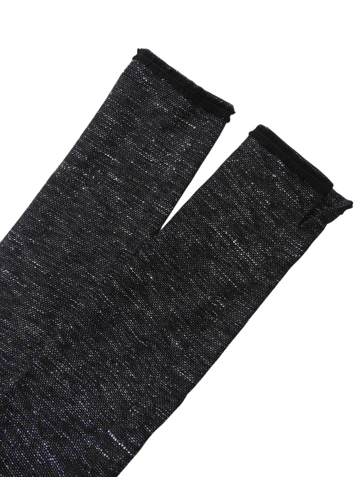 Logo按钮褶边设计套装 黑/白