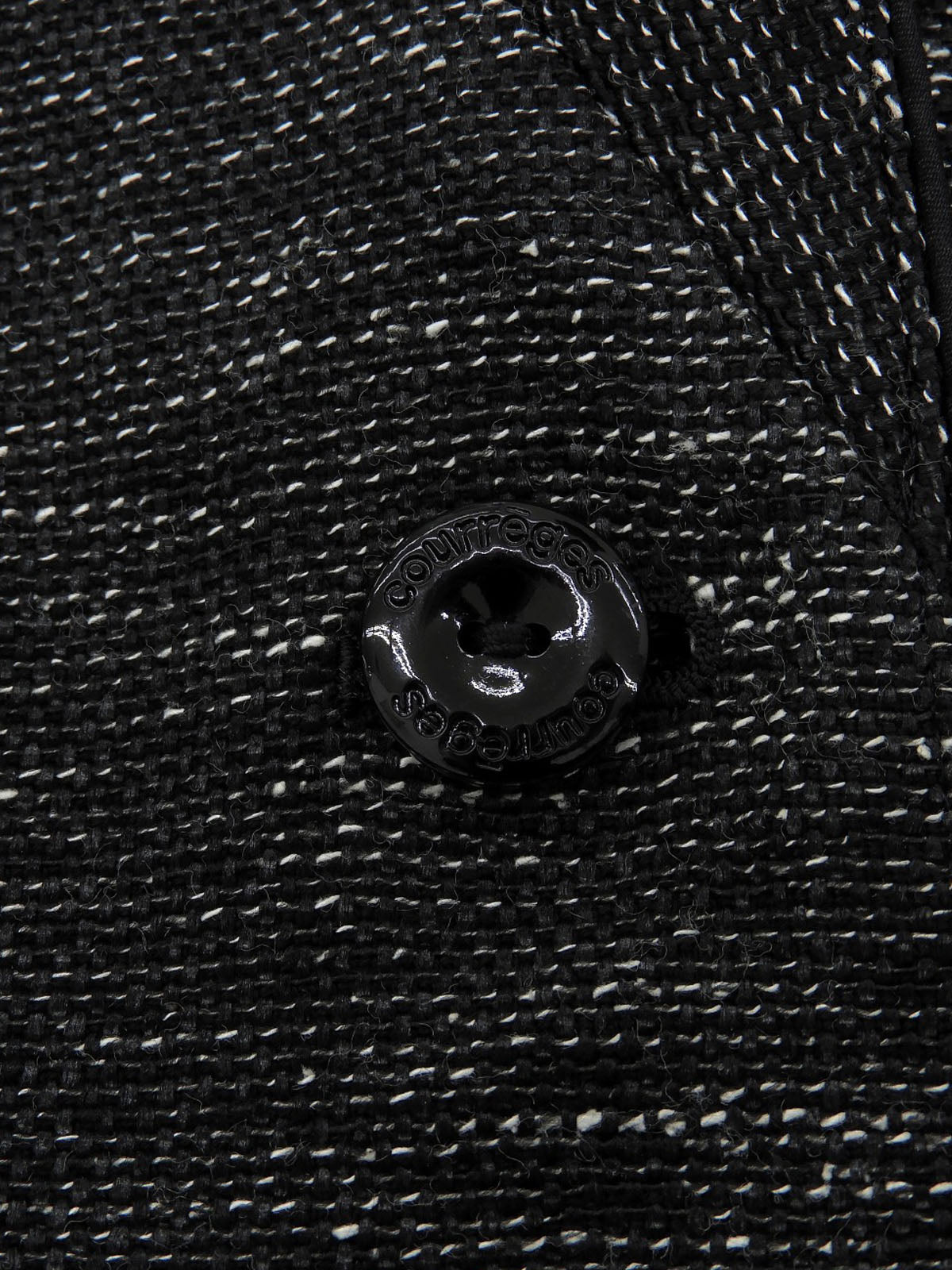 Logo按钮褶边设计套装 黑/白