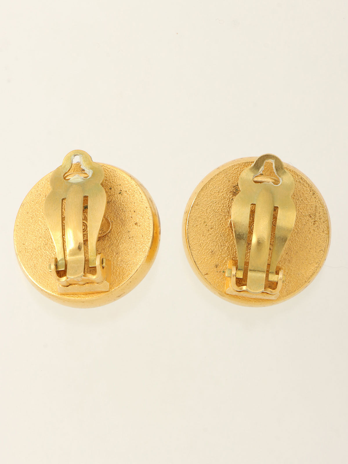 1995 Pearl Round Logo Earrings - Gold