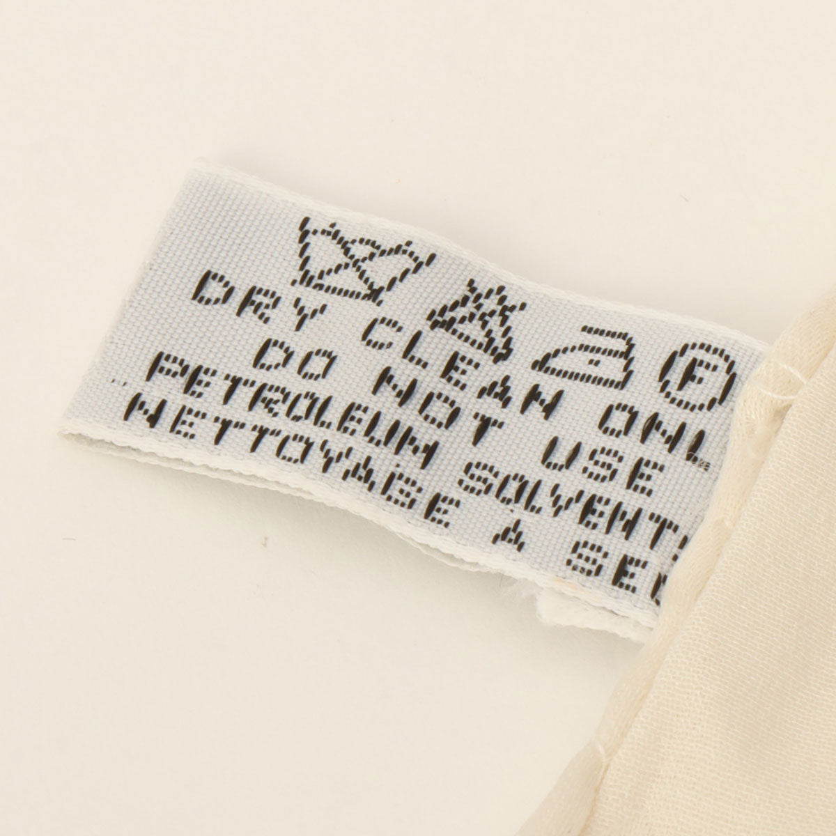Logo Ribbon Motif Scarf White/Red