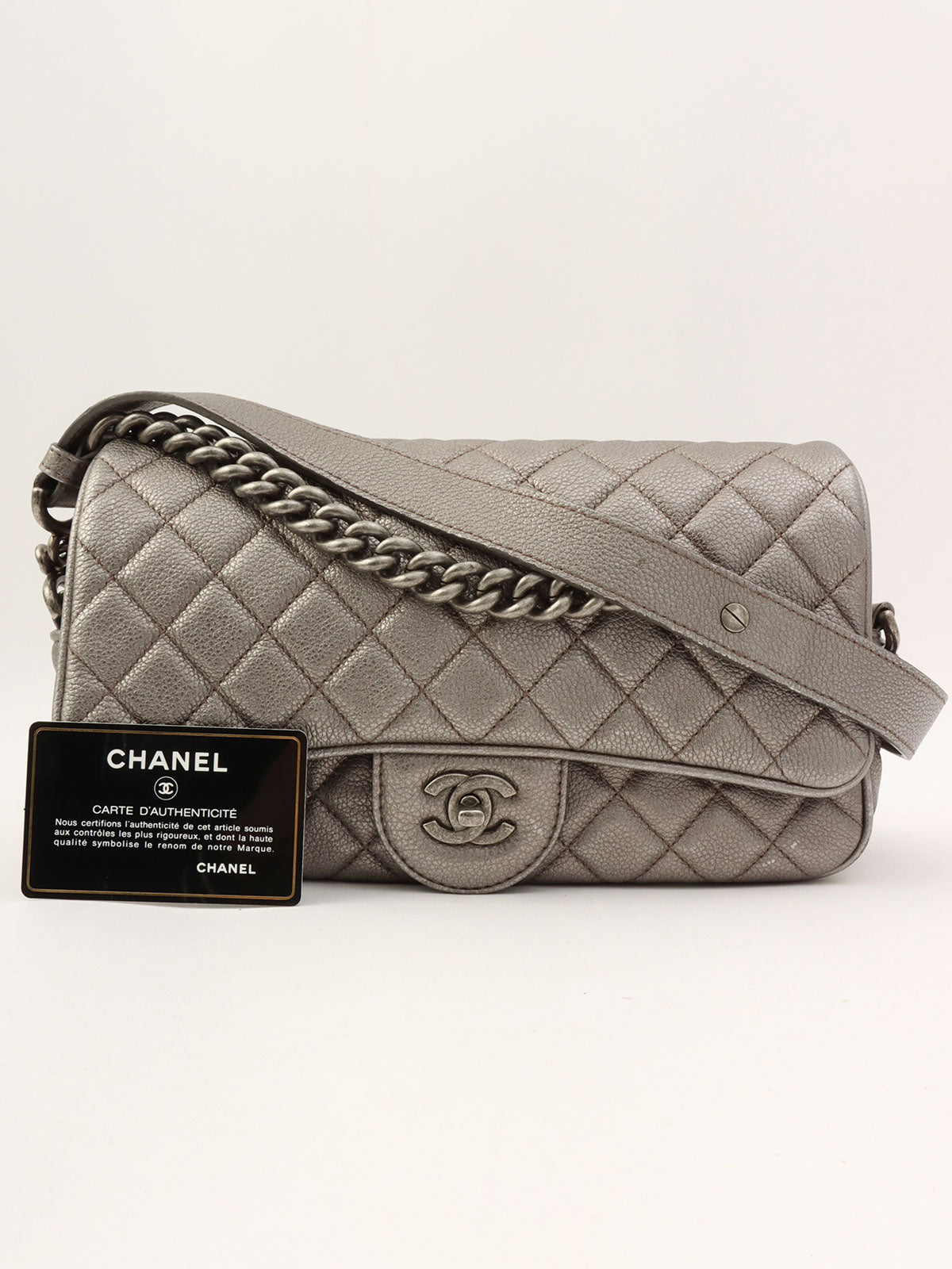 Around 2016 Made CC Turn Lock Chain Shoulder Bag Silver