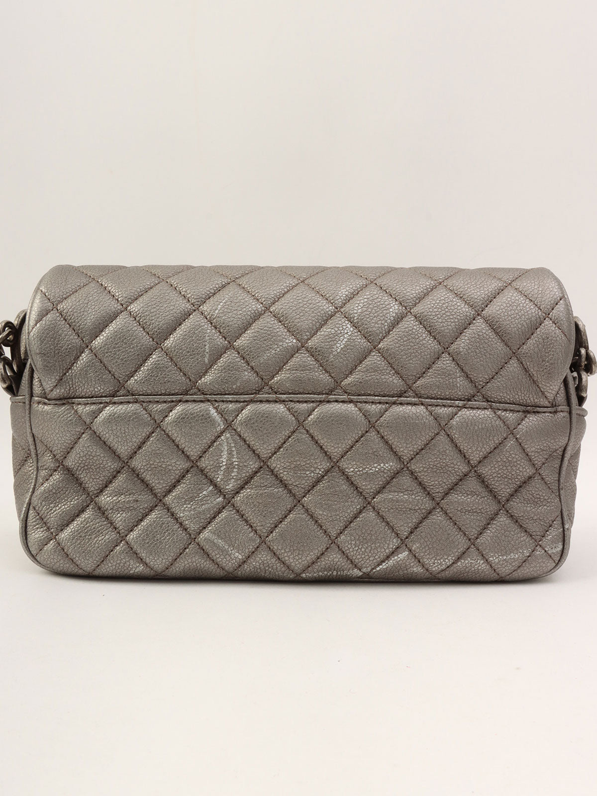 Around 2016 Made CC Turn Lock Chain Shoulder Bag Silver