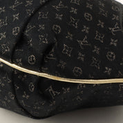 2006年产 Monogram Satin Ouminière 黑色
