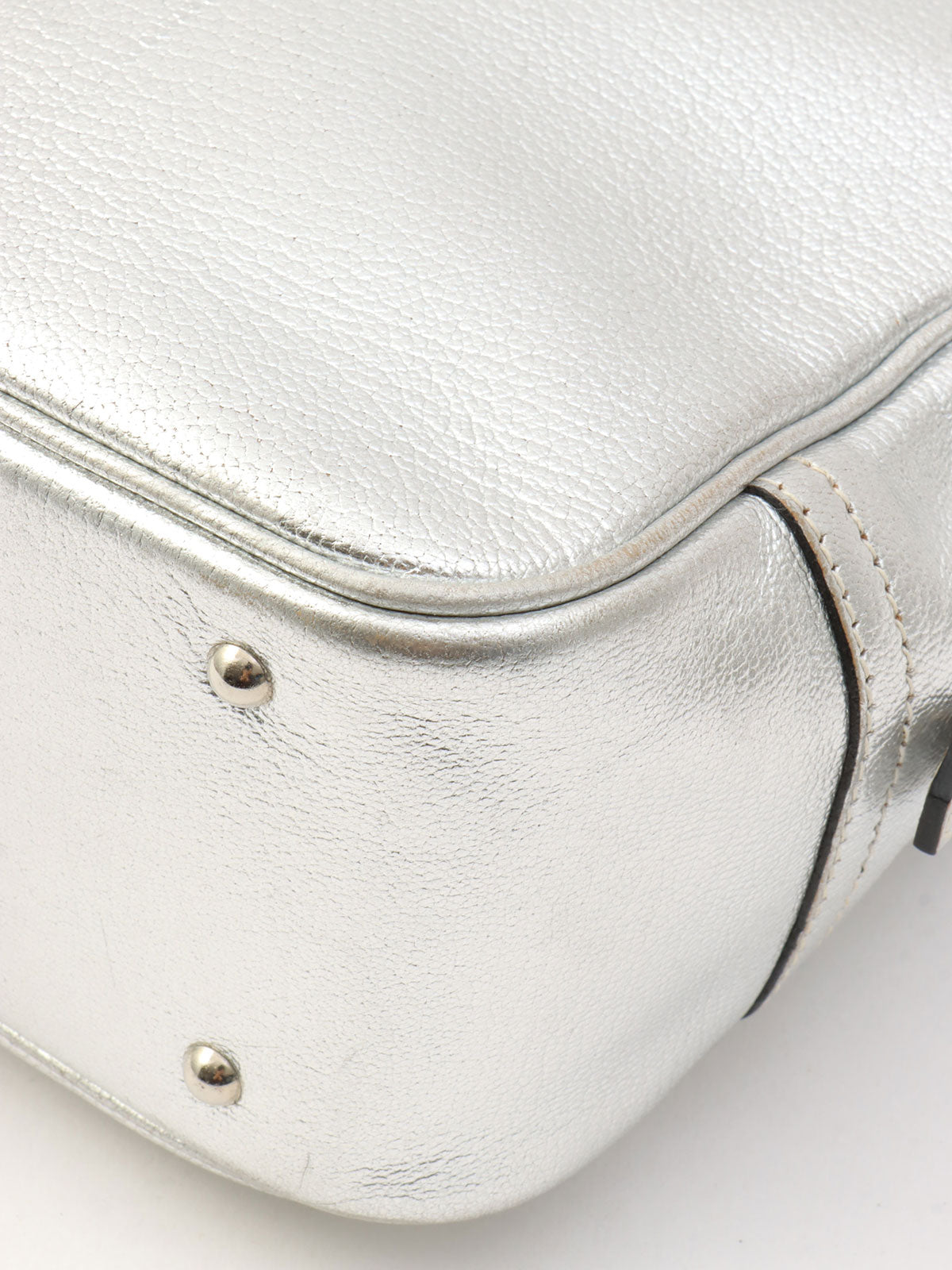 2004 年迷你羽毛银色