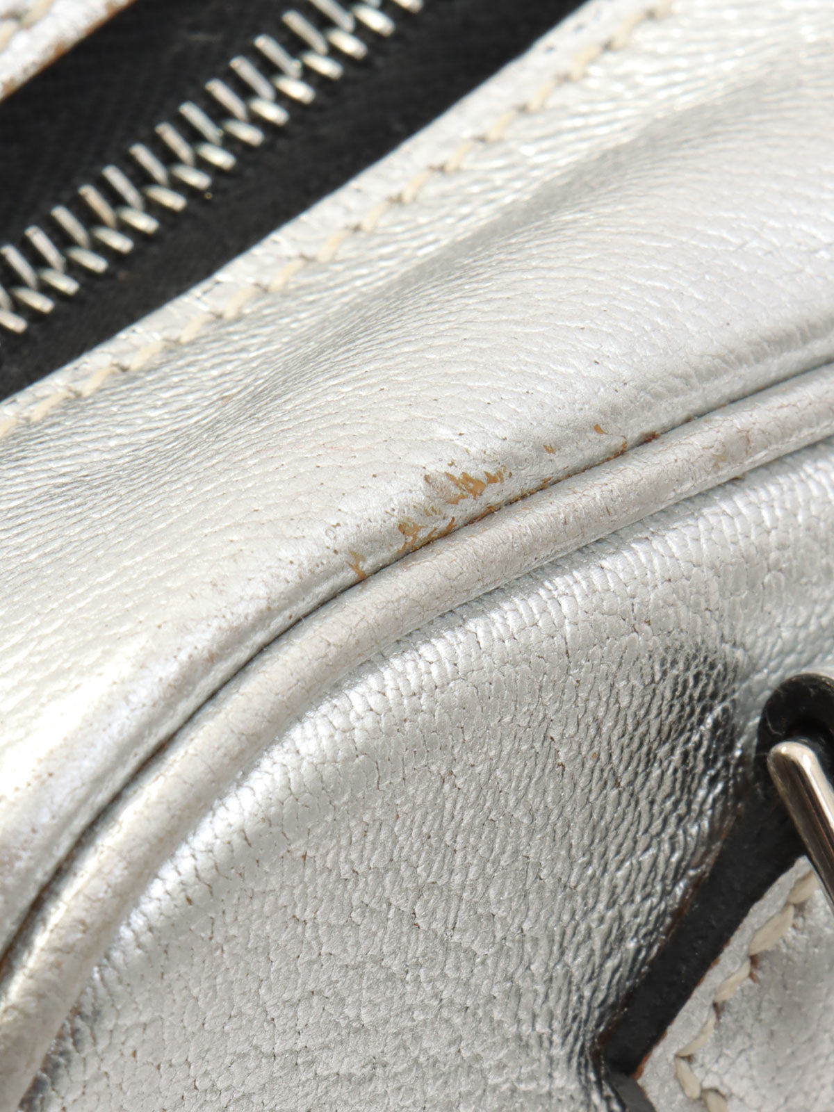 2004 年迷你羽毛银色