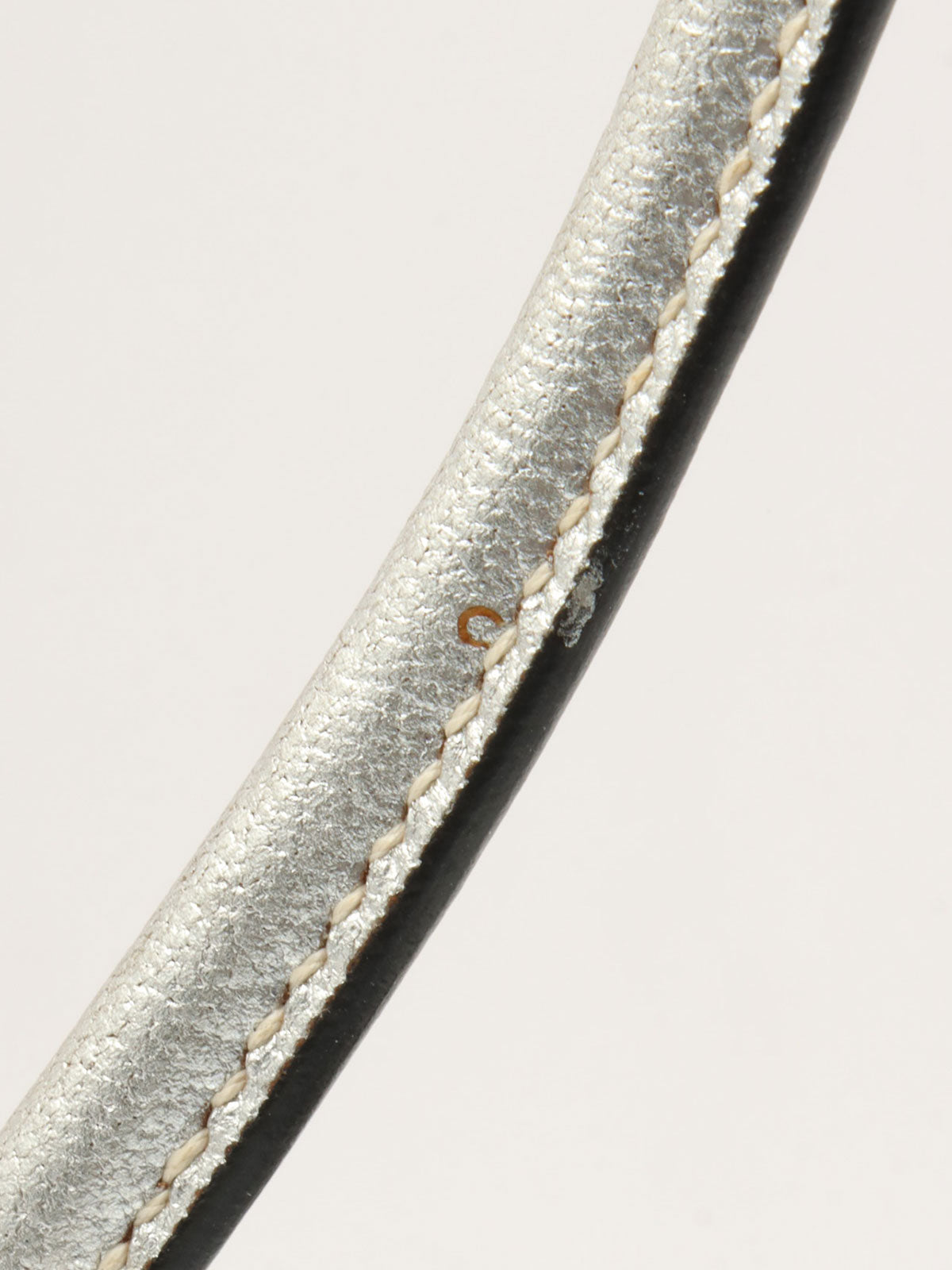 2004 年迷你羽毛银色