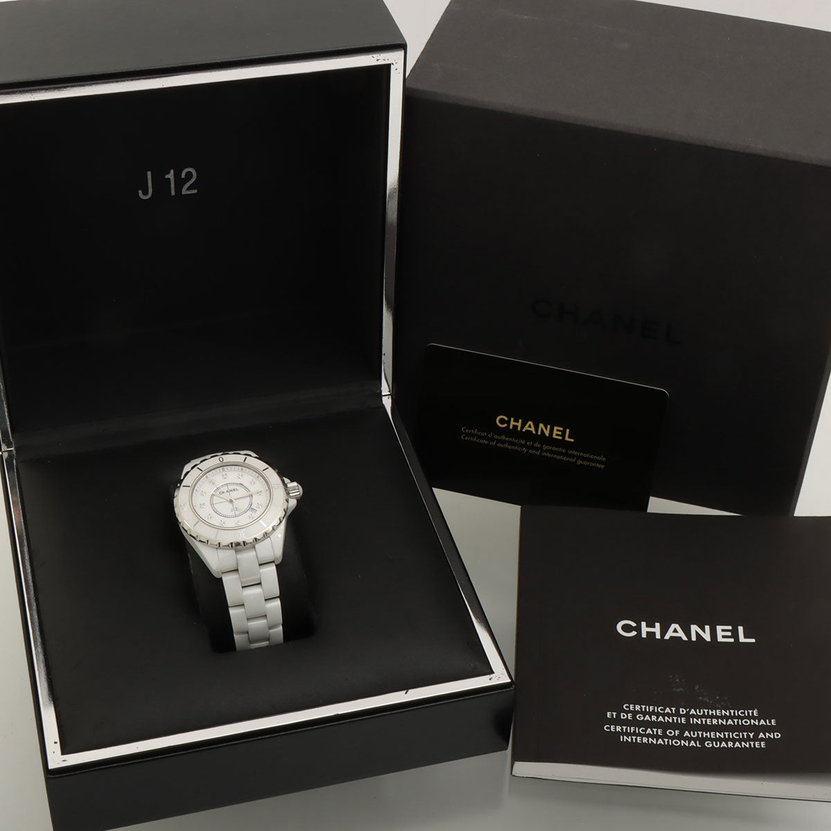 Diamond J12 White/Silver