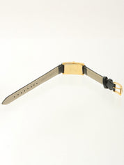 レクタンギュラーロゴフェイスウォッチ ゴールド/ブラック