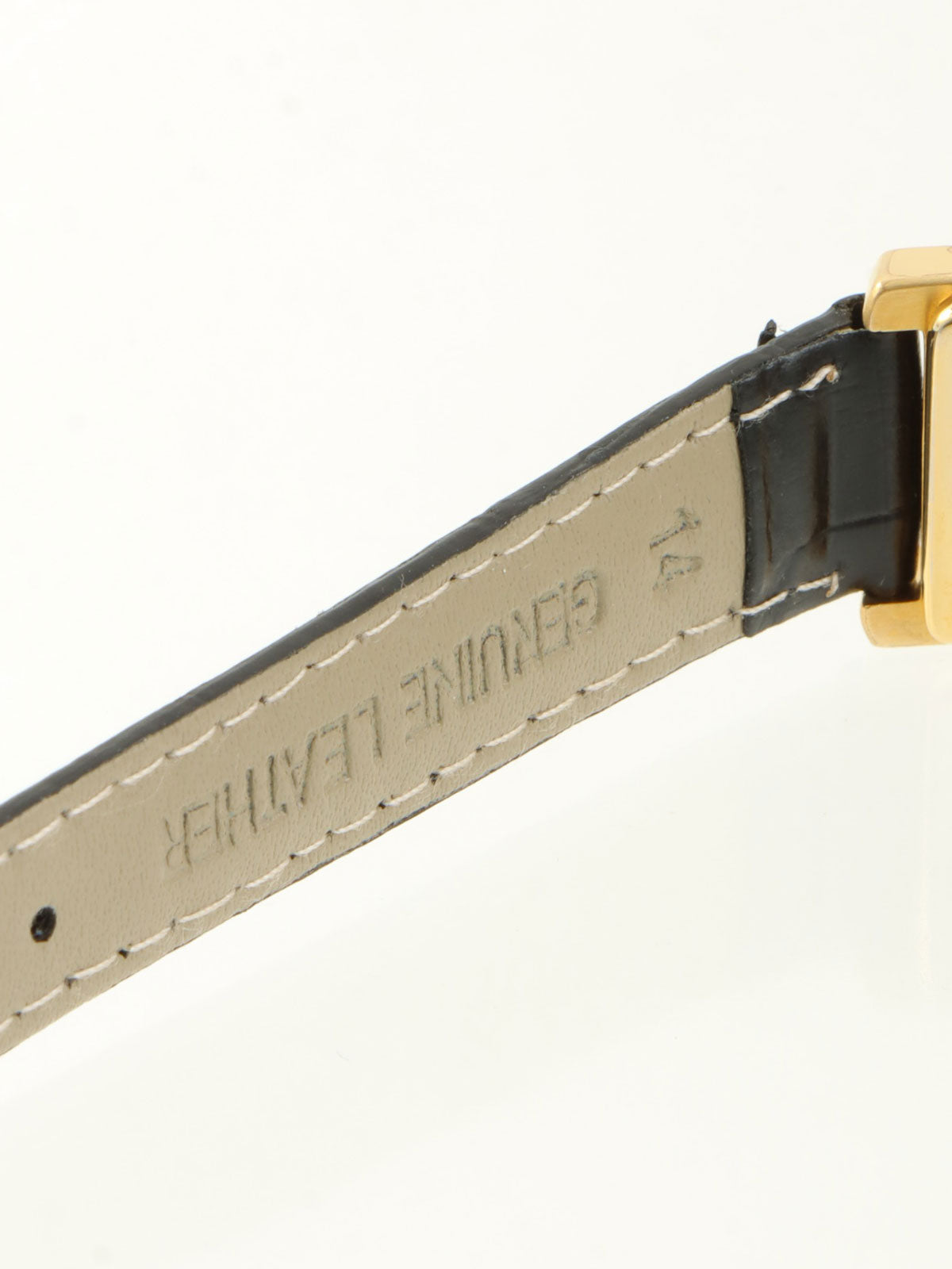 レクタンギュラーロゴフェイスウォッチ ゴールド/ブラック