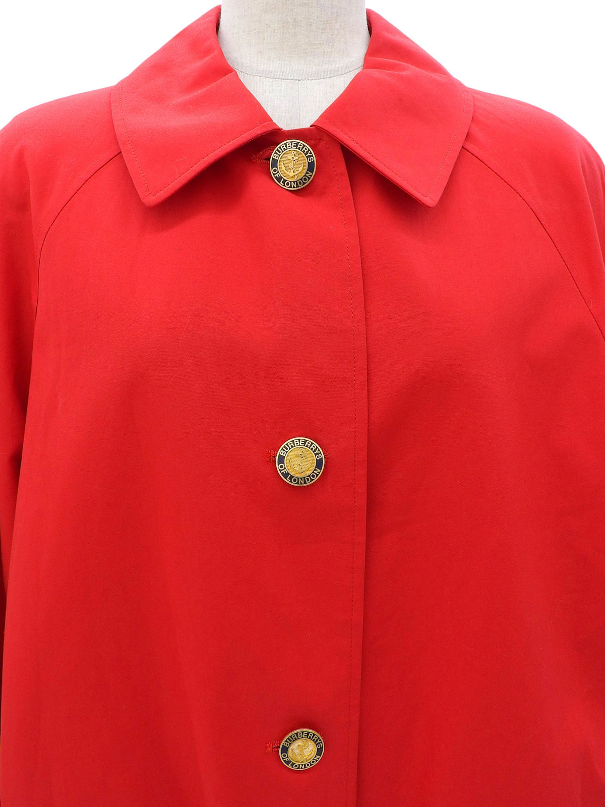 ロゴボタンステンカラーコート レッド