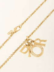 ラインストーンロゴチャームネックレス ゴールド