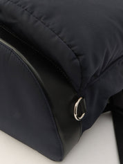 尼龙徽标牌双肩包 海军蓝/黑色