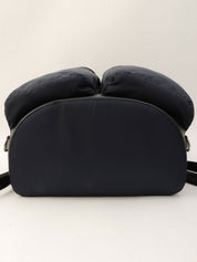 尼龙徽标牌双肩包 海军蓝/黑色