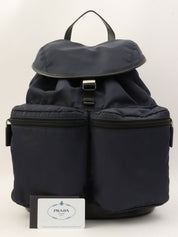 尼龙徽标牌双肩包 海军蓝/黑色