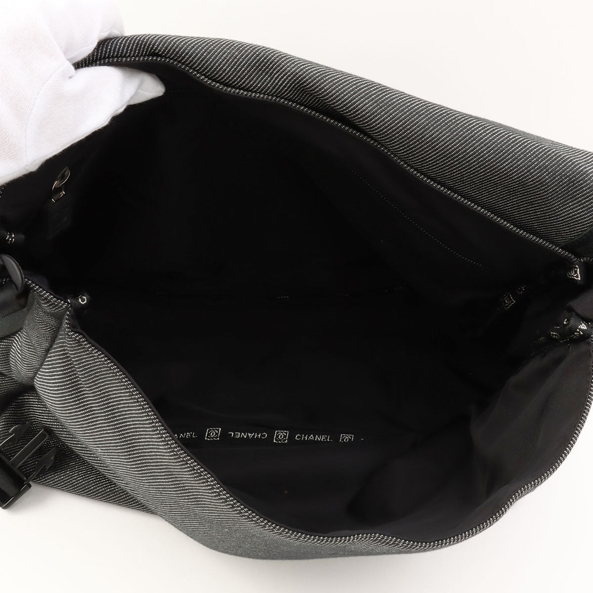 2005 Sports Line CC Mark Messenger Bag Black