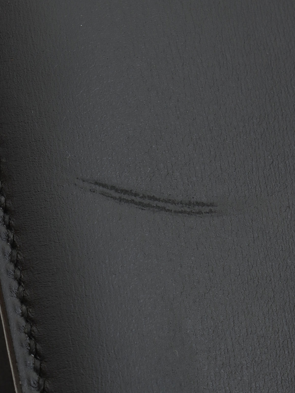 1996年康斯坦斯23黑色