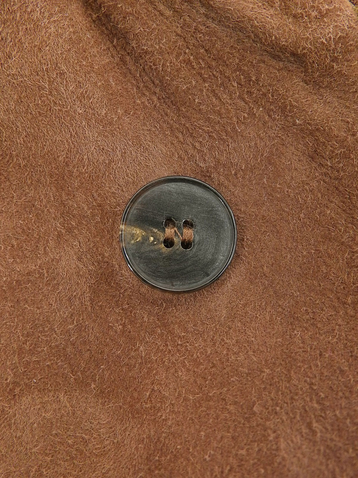 スエードロゴボタンノーカラージャケット ブラウン #50