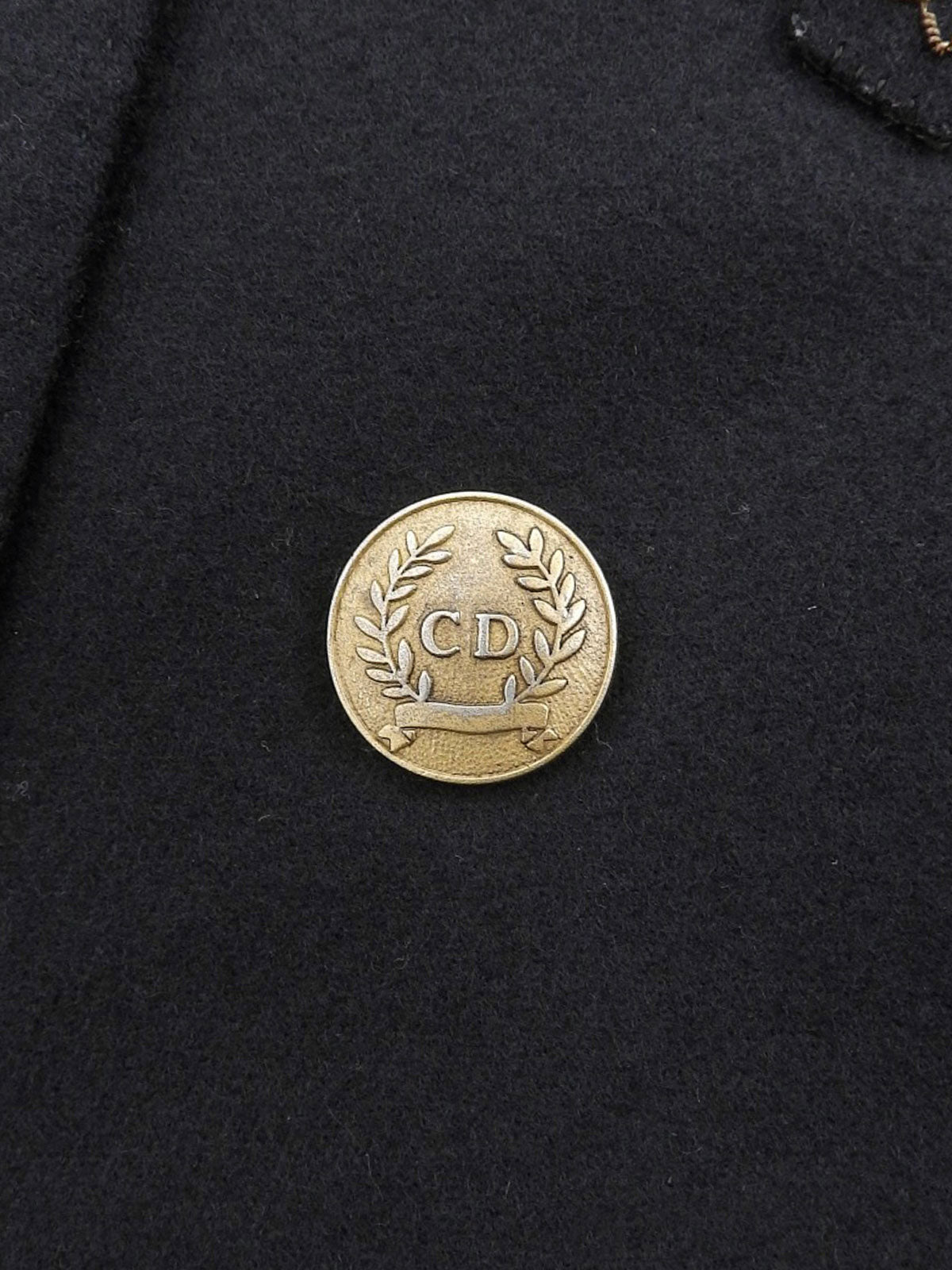 海军蓝双排扣徽标夹克