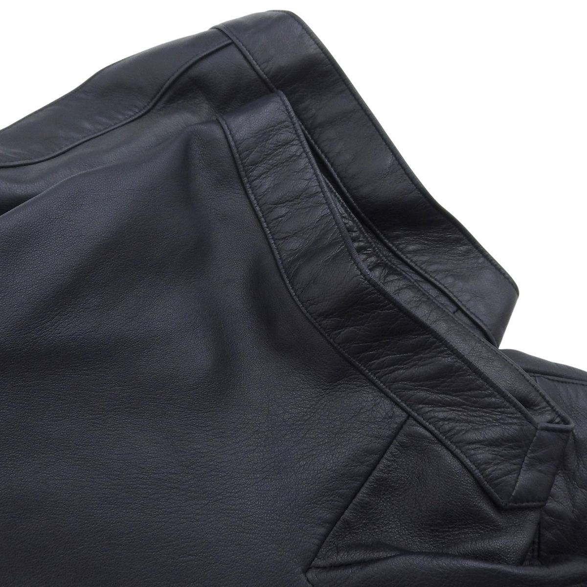 Leather Camellia Button Short Sleeve Set-up in Black