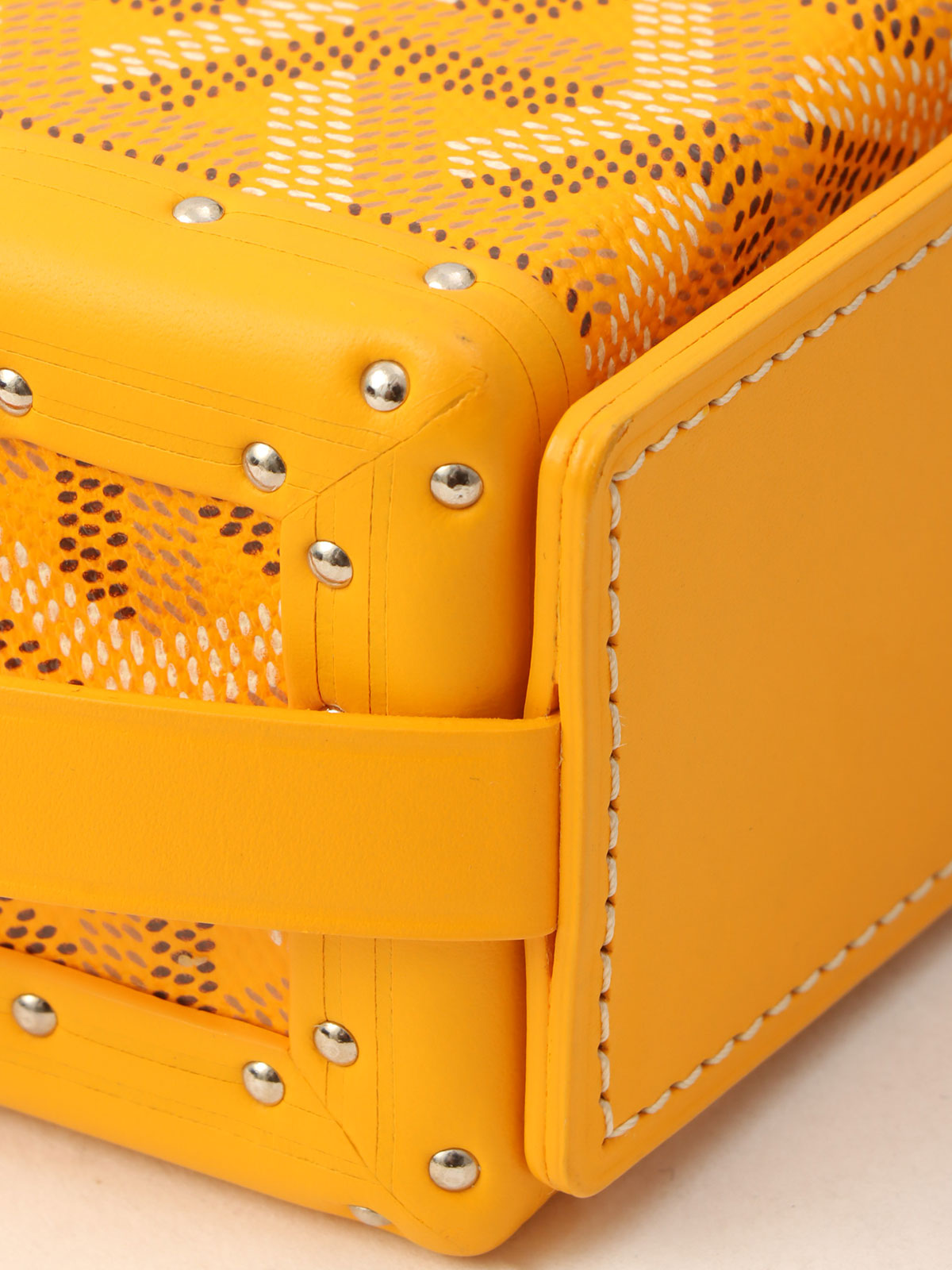 ミノディエールトランクバッグ イエロー