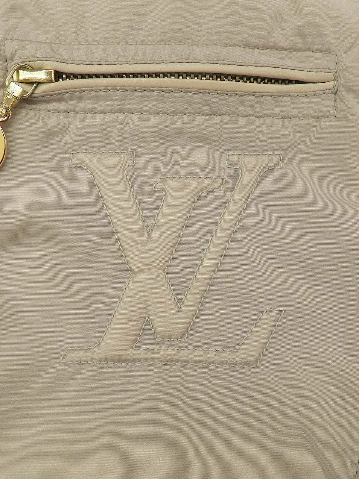 ファーロゴ刺繍ベスト #38 ベージュ