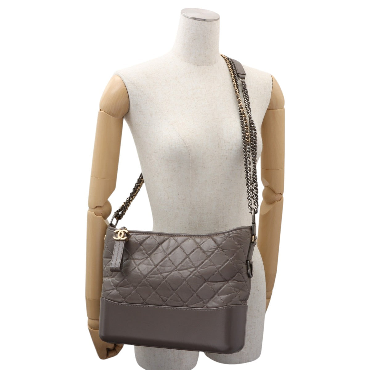 Gabrielle de Chanel Chain Shoulder Bag, Greige, circa 2018