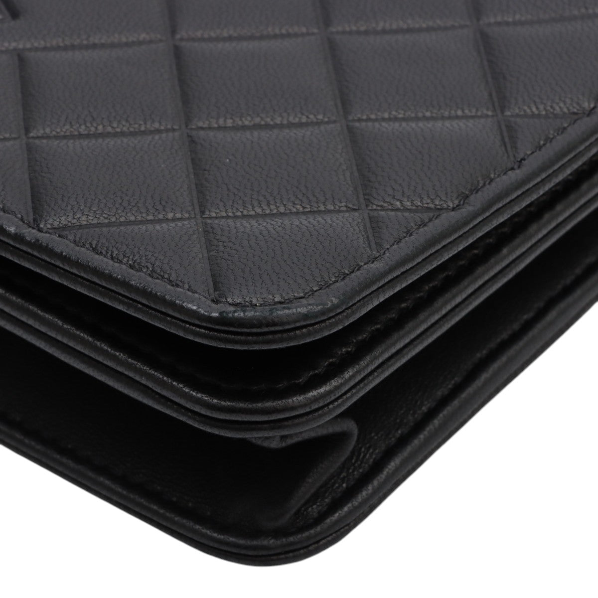 Circa 2015 Matelassé Stitch CC Mark Embossed Chain Wallet Black