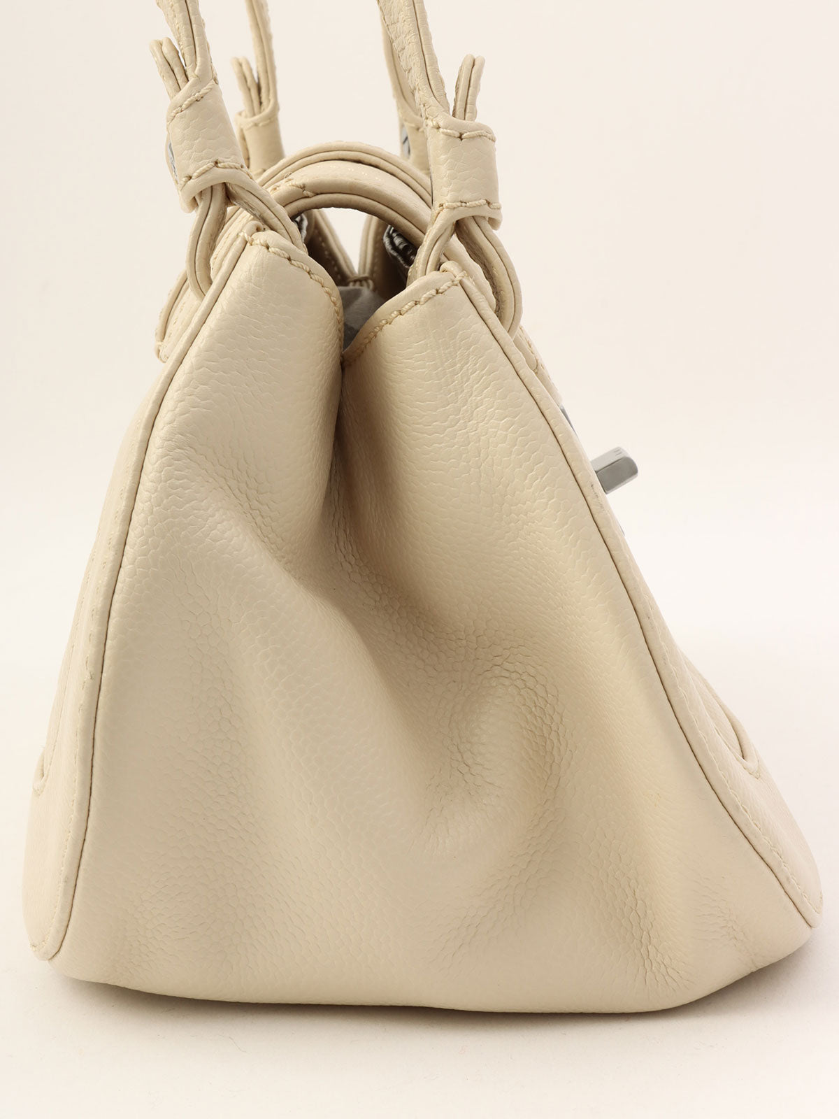 Circa 2005 Caviar Skin 2.55 Shoulder Bag, Beige