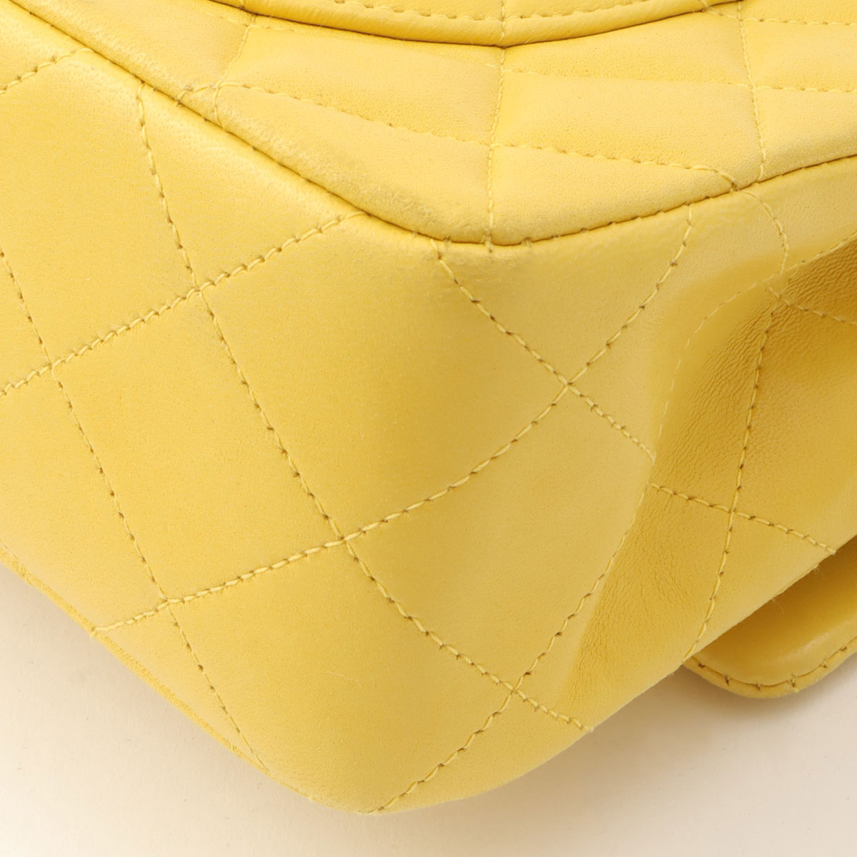 1998 Classic Flap Chain Bag, 23cm, Yellow